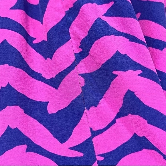 Lilly Pulitzer I Got Lucky Silk Moxy Blouse - Picture 12 of 12